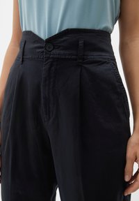 s.Oliver RELAXED À JAMBES - Broek - navy