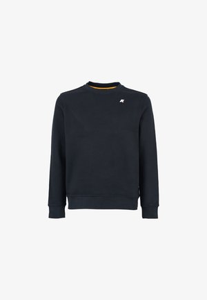 Granatowy sweter crewneck wykonany z mieszanki bawełny, z ryżowym splotem i mankietami. Małe logo na lewej piersi; pomarańczowy detal przy wewnętrznej stronie dekoltu.
