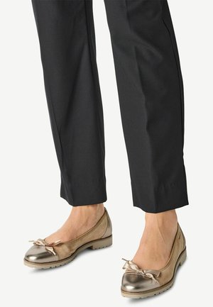 Ballerina's - tan comb