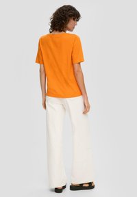 s.Oliver - T-shirt z nadrukiem