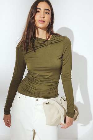 TWISTED - Longsleeve - green