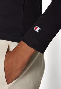 Champion ICONS LONG SLEEVE  - Majica z dolgimi rokavi - black