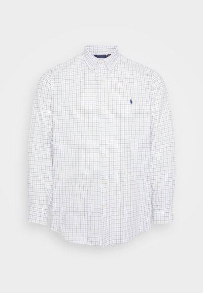 Camisa branca de botões com padrão xadrez azul e vermelho. Apresenta mangas longas, colarinho e um pequeno logótipo bordado no peito.