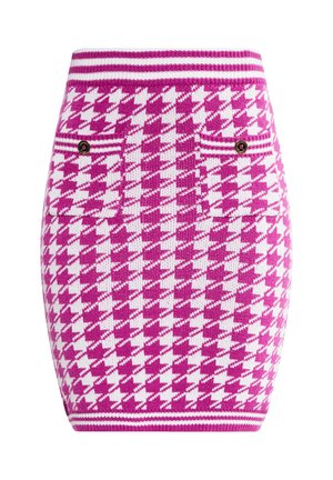 Pletená sukně s růžovo-bílým houndstooth potiskem, se pruhovaným pasem a dvěma dekorativními kapsami s knoflíkovými detaily.