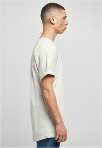 Urban Classics SHAPED TURNUP  - Camiseta básica - lightgrey