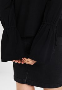 ONLY Jersey de punto - black