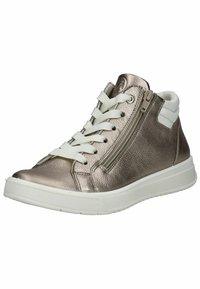 Sneaker alta metallica oro con accenti bianchi, caratterizzato da lacci frontali e cerniera laterale. Materiale in pelle texturizzata e suola in gomma.