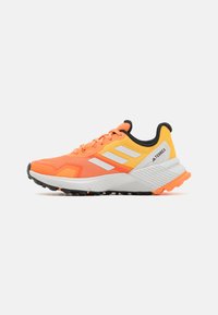 Adidas Terrex - TERREX SOULSTRIDE RUNNING SHOES - Zapatillas de trail running - amber tint/grey one/semi spark Imagen en miniatura 1