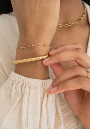My Jewellery WITH CLOVERS - Bracelet - goudkleurig