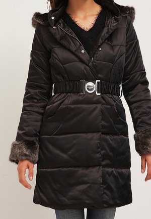 Abrigo de invierno - black