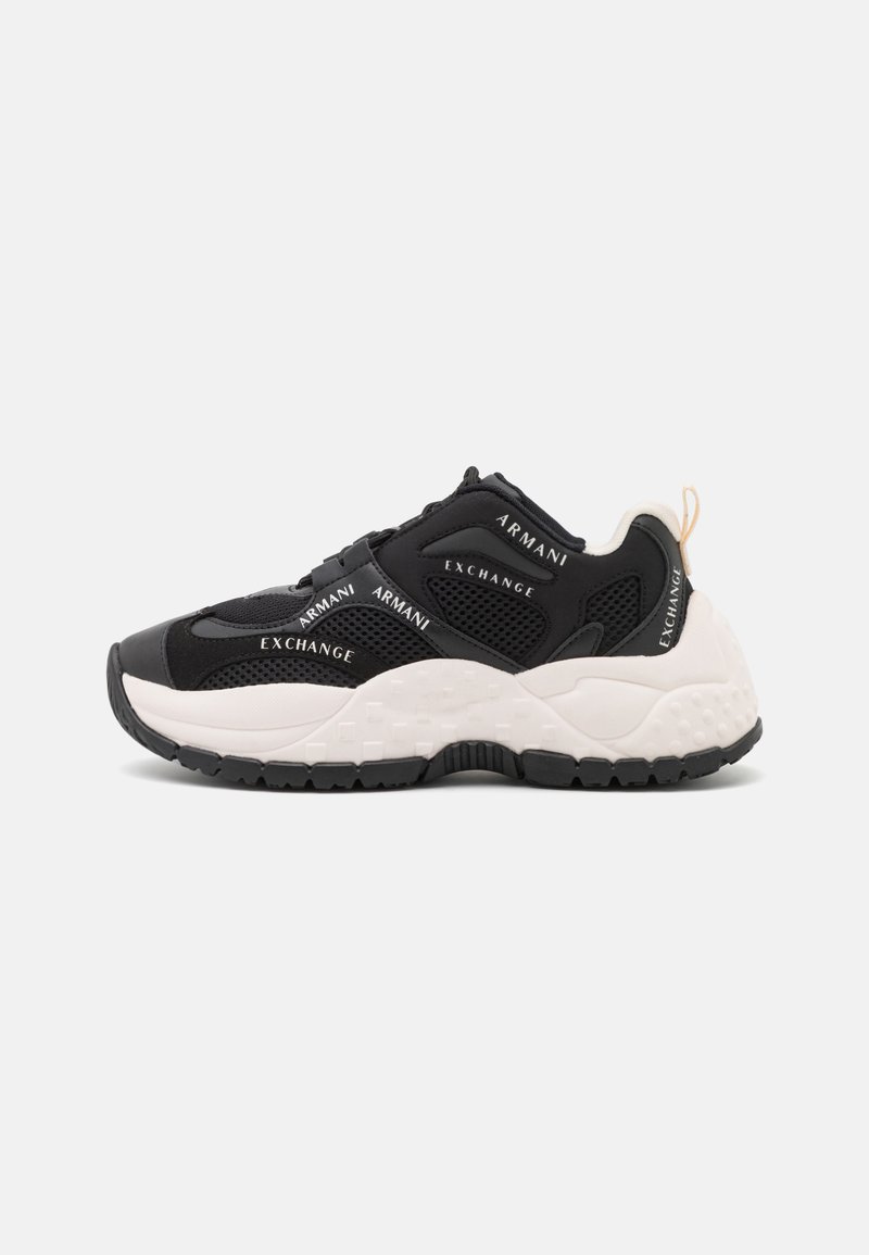 Armani Exchange Sneakers laag zwart Armani Exchange Sneakers laag zwart