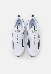 EA7 Emporio Armani ULTIMATE KOMBAT UNISEX - Sportcipő - white/black