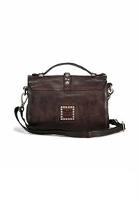 Borsa a tracolla in pelle marrone con forma strutturata, dotata di manico superiore, tracolla rimovibile, borchie decorative e una placca con logo.