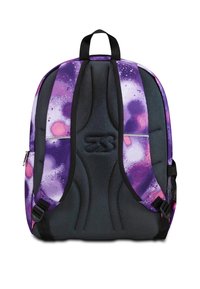 Zaino con base nera e motivo a spruzzo di vernice viola, rosa e bianca, schienale imbottito, spallacci regolabili e tasca laterale in rete.