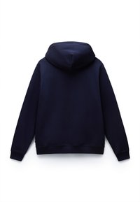 Felpa blu navy con cappuccio rotondo, polsini e fondo a costine. Realizzata in tessuto morbido, presenta una texture semplice e liscia. Vista posteriore mostrata.