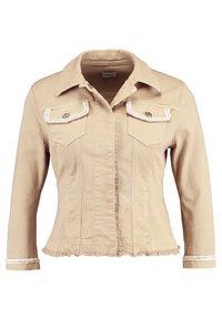 Beige denimjack met een aansluitend ontwerp, voorzien van twee borstzakken, een rafelige zoom en versierde zakranden met zilveren hardware accenten.