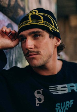 Surf Inc., KEEP MOVING, czarny