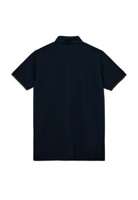 Navy sinise särg lühikeste varrukatega, krae ja vastanduva äärisega varrukatel. Pehme, sile kangas klassikalise lõike ja lihtsa disainiga.