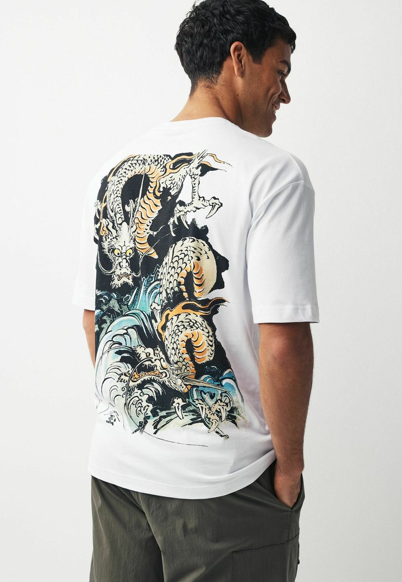 Next HOKUSAI THE GREAT WAVE LICENSE STANDARD - Nyomott mintás póló - ecru hiroshige dragon