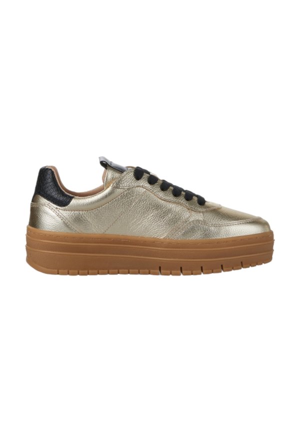 Trainers - lt gold comb4