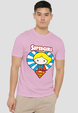 Cotton Soul, SUPERGIRL CHIBI SUPERGIRL HEART - Print T-shirt - pink