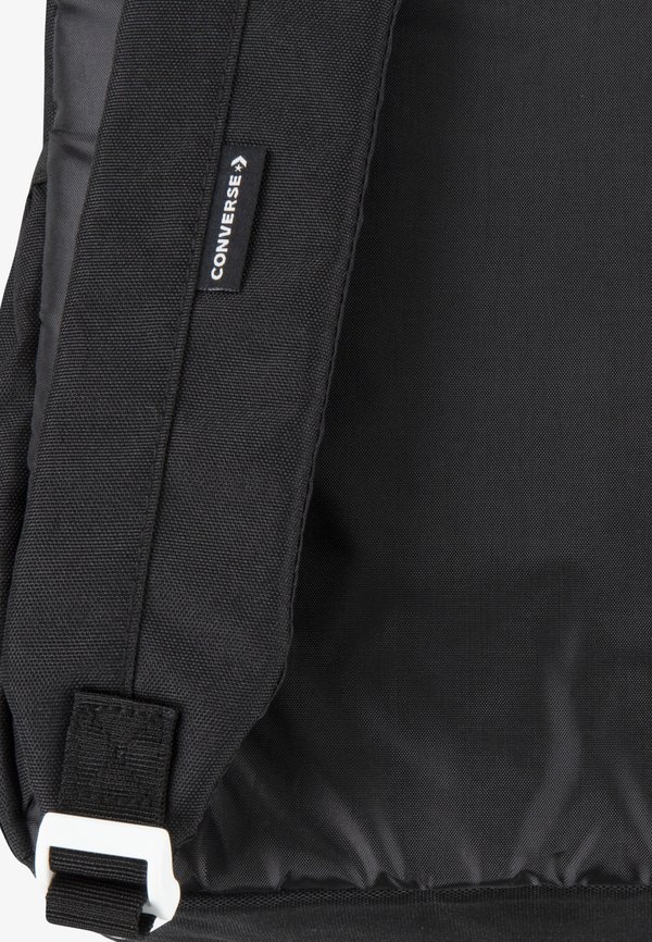 CHUCK PATCH BACKPACK – Tagesrucksack