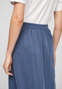 s.Oliver A-linjainen hame - dark blue