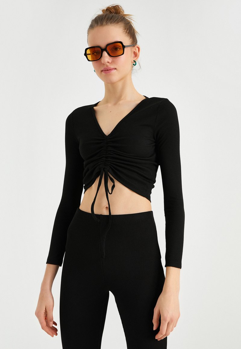 Koton Longsleeve zwart