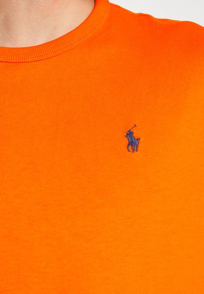 Polo Ralph Lauren CLASSIC FIT HEAVYWEIGHT JERSEY T-SHIRT - T-shirt básica - sailing orange