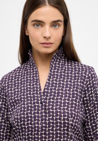 Eterna HEMDBLUSE - REGULAR FIT - Hemdbluse - plum