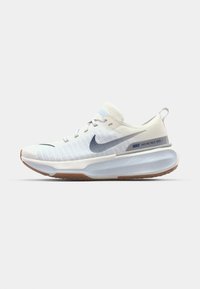 ZOOMX INVINCIBLE FK 3 - Løpesko for vei - white/blue tint/sail/blue void