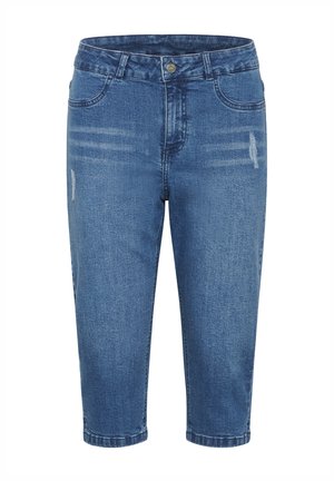 Shorts en denim bleu jusqu'aux genoux avec poches avant, passants pour ceinture, et légère usure délavée subtile sur les cuisses.