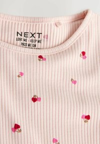Unausgewählt, pink cherry hearts