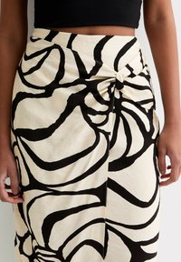 New Look SHELL-PRINT - Omlottkjol - off white