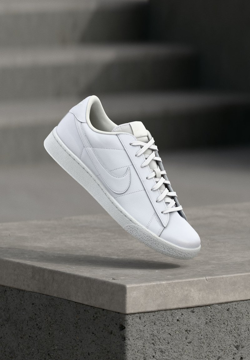 TENNIS CLASSIC white