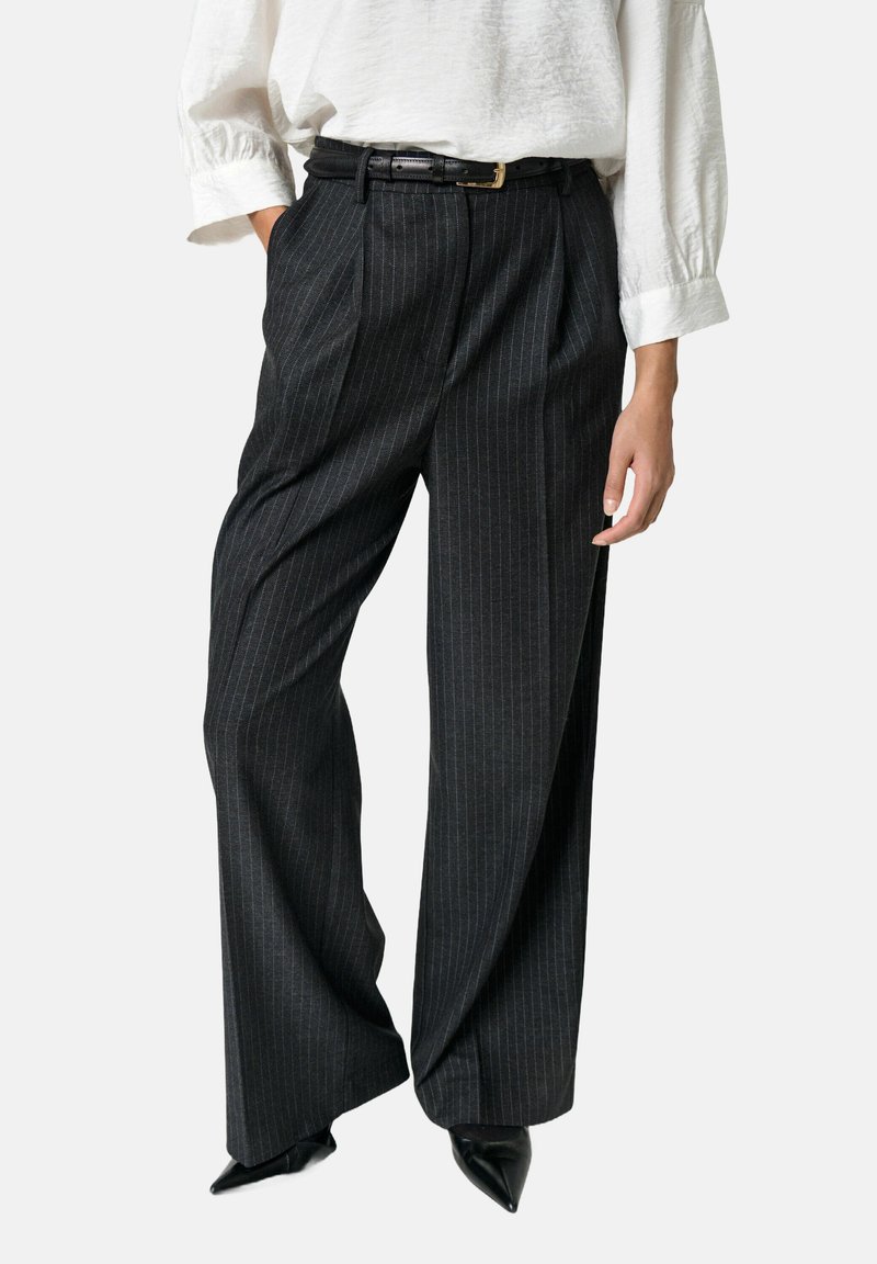 Soaked in Luxury SLMALODI - Püksid - grey melange pinstripe