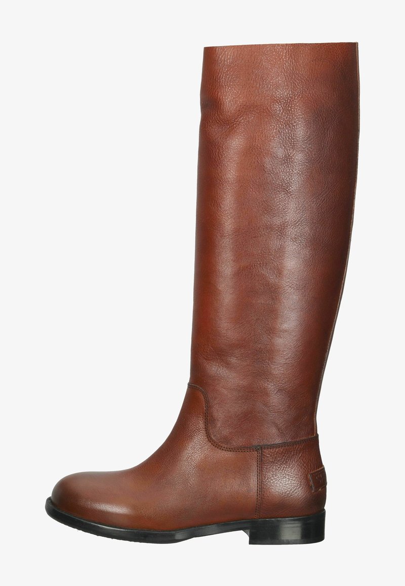 Botte d'équitation haute en cuir marron avec talon bas et bout arrondi, texture lisse, et semelle en caoutchouc noir.