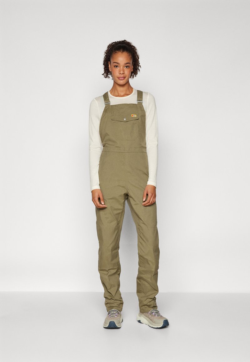Fjällräven VARDAG DUNGAREE TROUSERS W - Hlače za na prostem - green