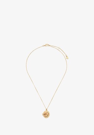 Złoty naszyjnik z delikatnym łańcuchem i okrągłym wisiorkiem w kształcie medalionu z kwiatowymi wzorami oraz zapięciem na zatrzask.
