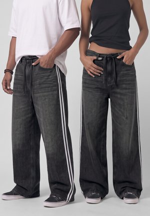 YOURTURN by Zalando UNISEX - Φαρδύ τζιν - black denim