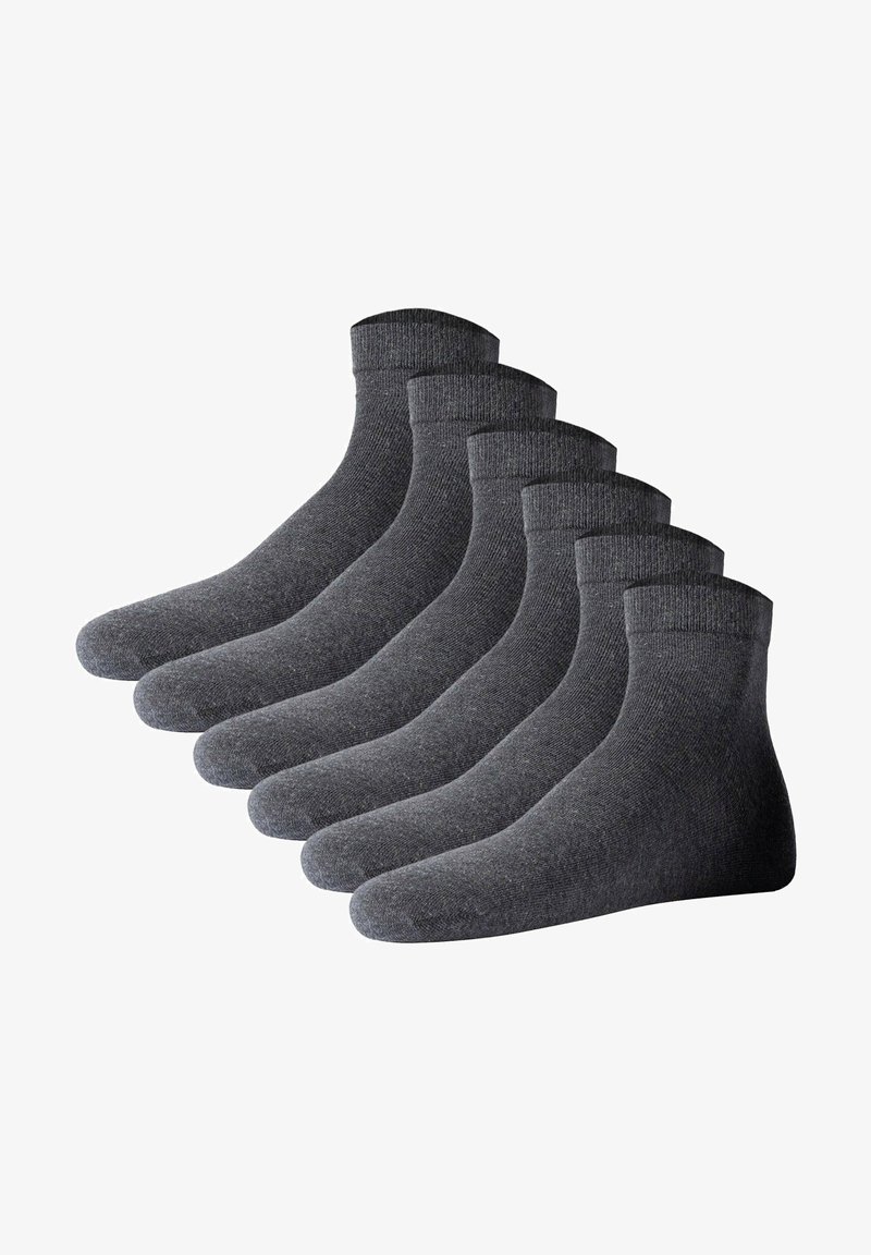 Seis pares de calcetines de tobillo gris oscuro con una banda superior acanalada, que presentan una textura suave y un diseño de punta sin costuras.