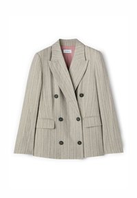 Blazer doppiopetto in tessuto grigio chiaro con sottili righe verticali, dotato di due tasche anteriori e bottoni neri. Interno foderato di rosa.