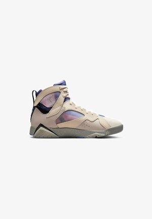 Nike SB, AIR JORDAN 7 RETRO SPECIAL EDITION - Chaussures de skate - bleu rose