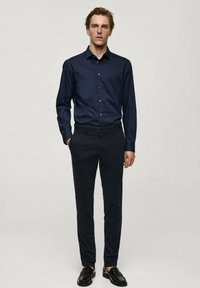 Mango Camisa elegante - royal blue