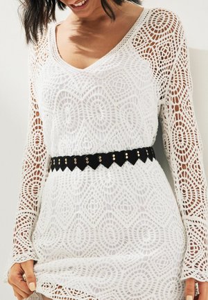 Next HEART TASSLE - REGULAR FIT - Pásek - black