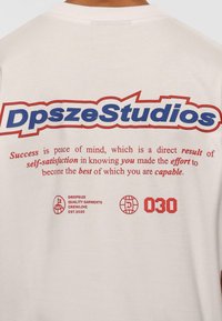 Dropsize HEAVY PEACE OF MIND  - T-shirt imprimé - white