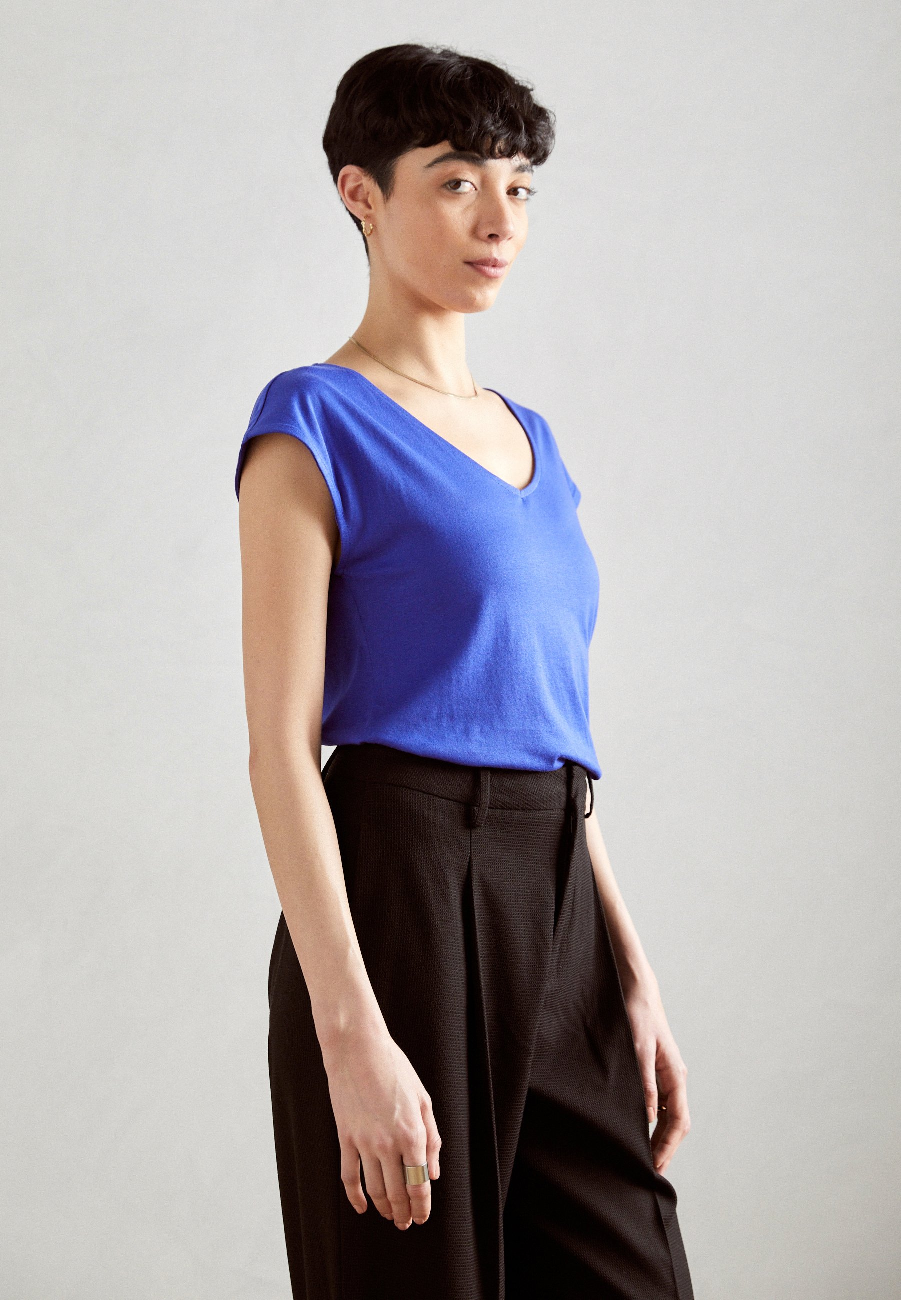 売れ筋商品|||アンナ フィールド Tシャツ レディース トップス Basic T-shirt - clematis blue Anna Field by Zalando T-Shirt basic - clematis blue/blau