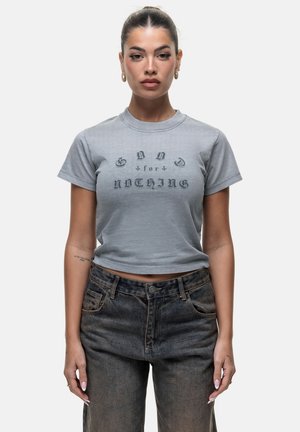 - T-shirt z nadrukiem