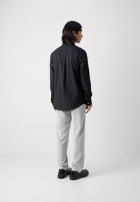 Scotch & Soda CORE OXFORD SOLID - Majica - black