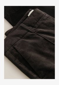Selected, chocolate brown